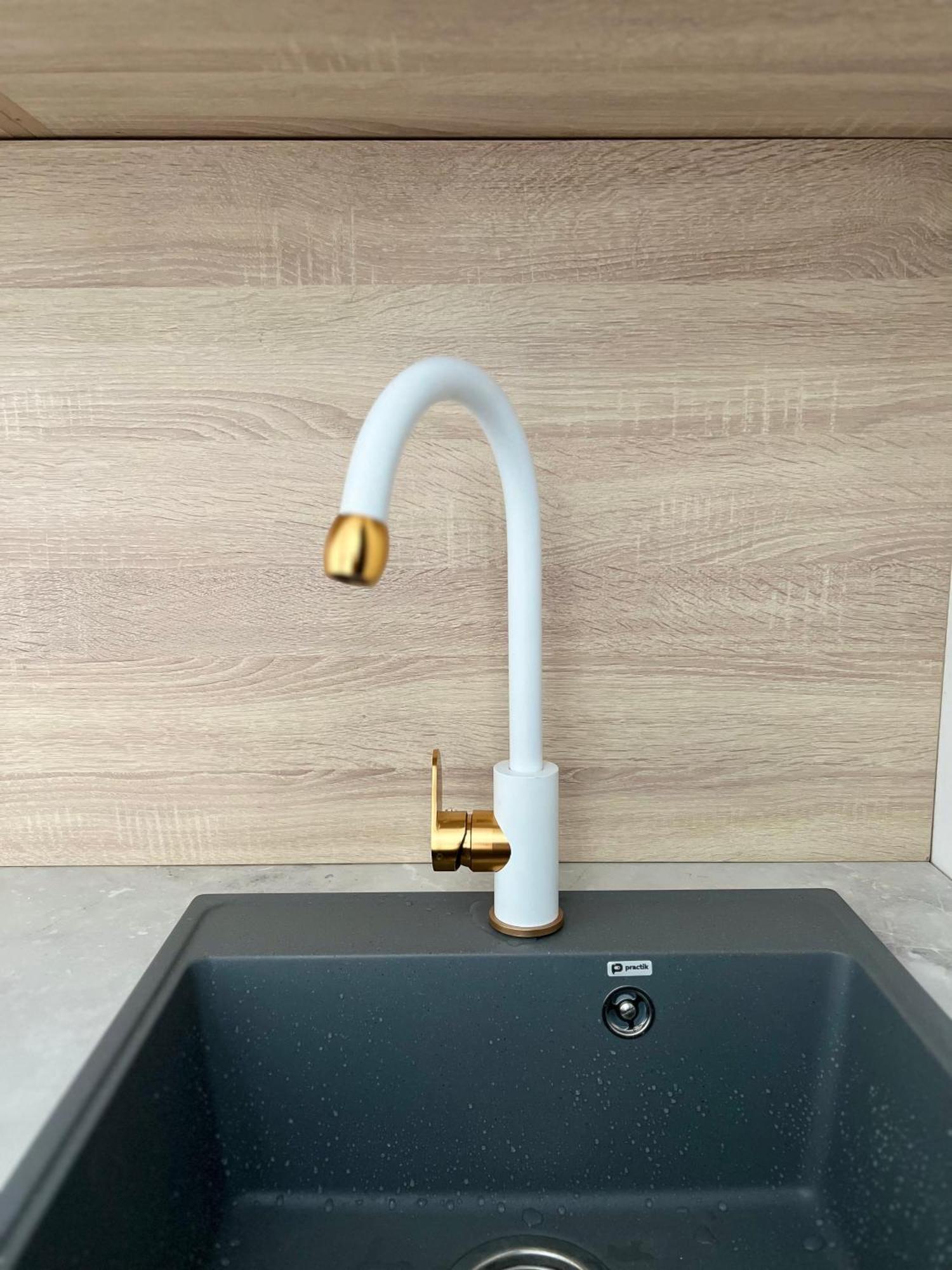 Hyat Apartment بيشكيك المظهر الخارجي الصورة